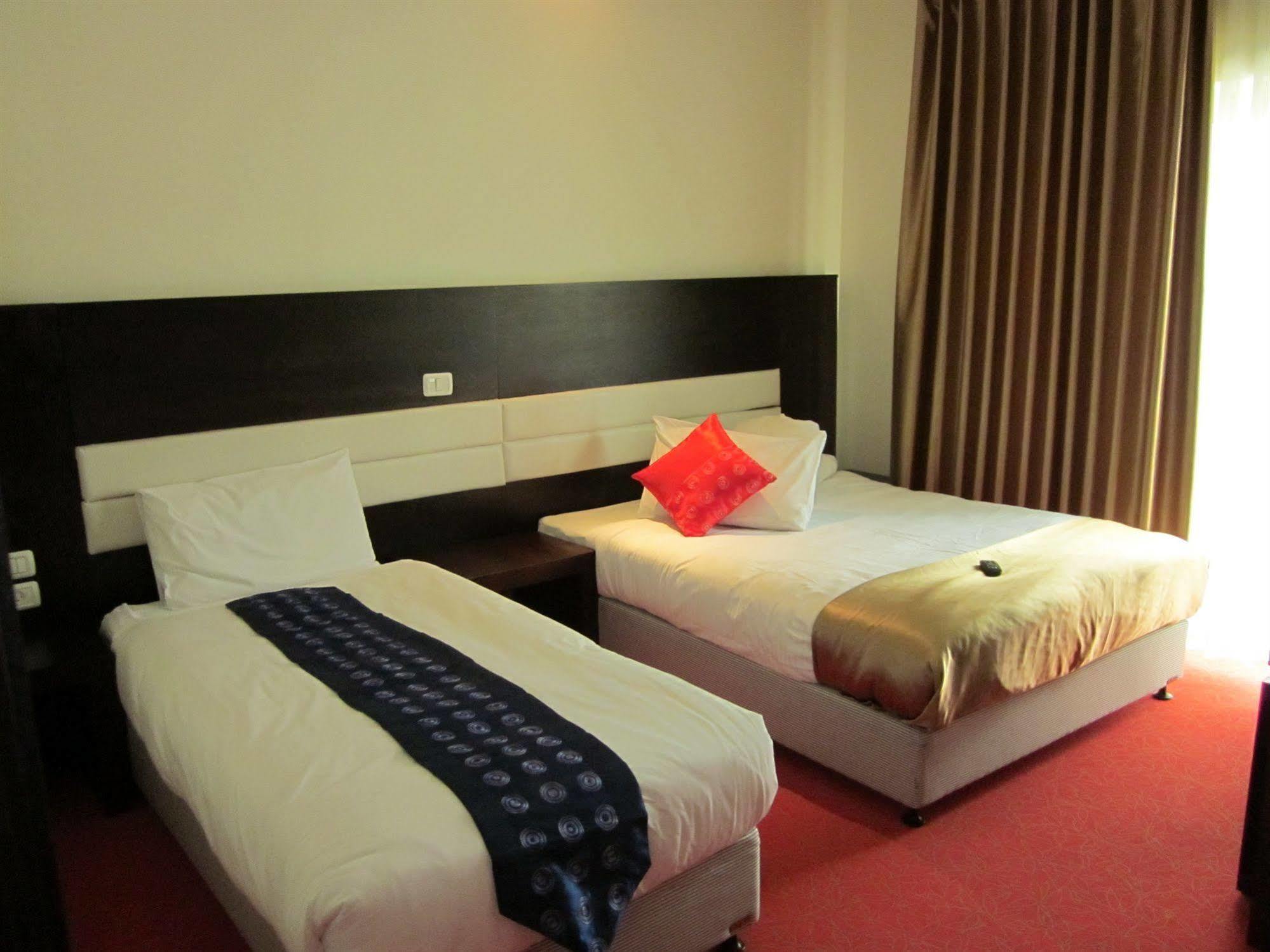 Commodore Hotel Baitulmaqdis Luaran gambar